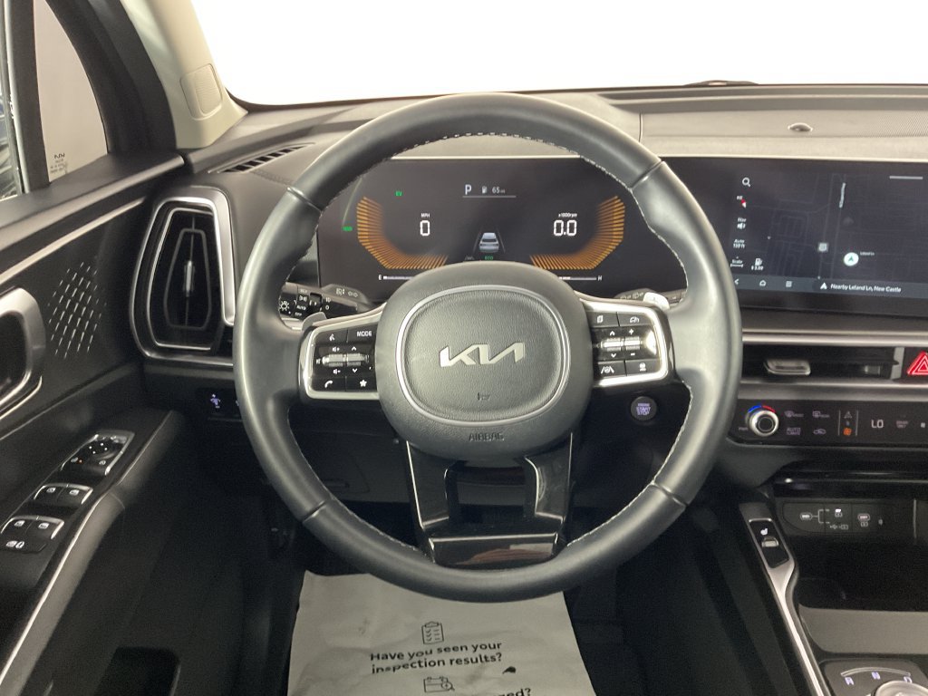 Used 2025 Kia Sorento EX w/ EX Panoramic Sunroof Package AWD/4WD image 12