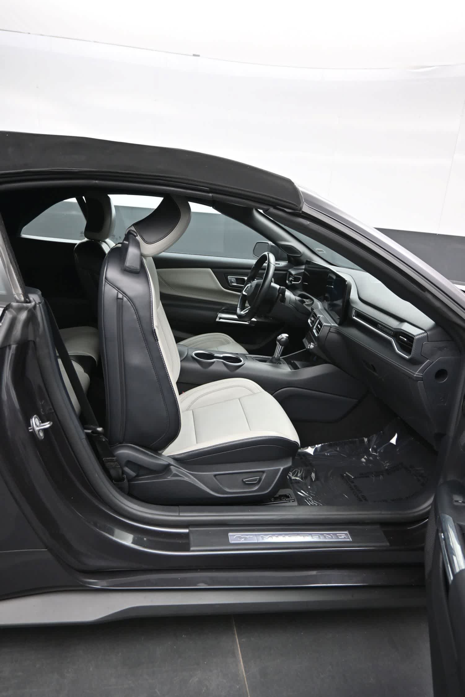 Used 2024 Ford Mustang Premium RWD image 11