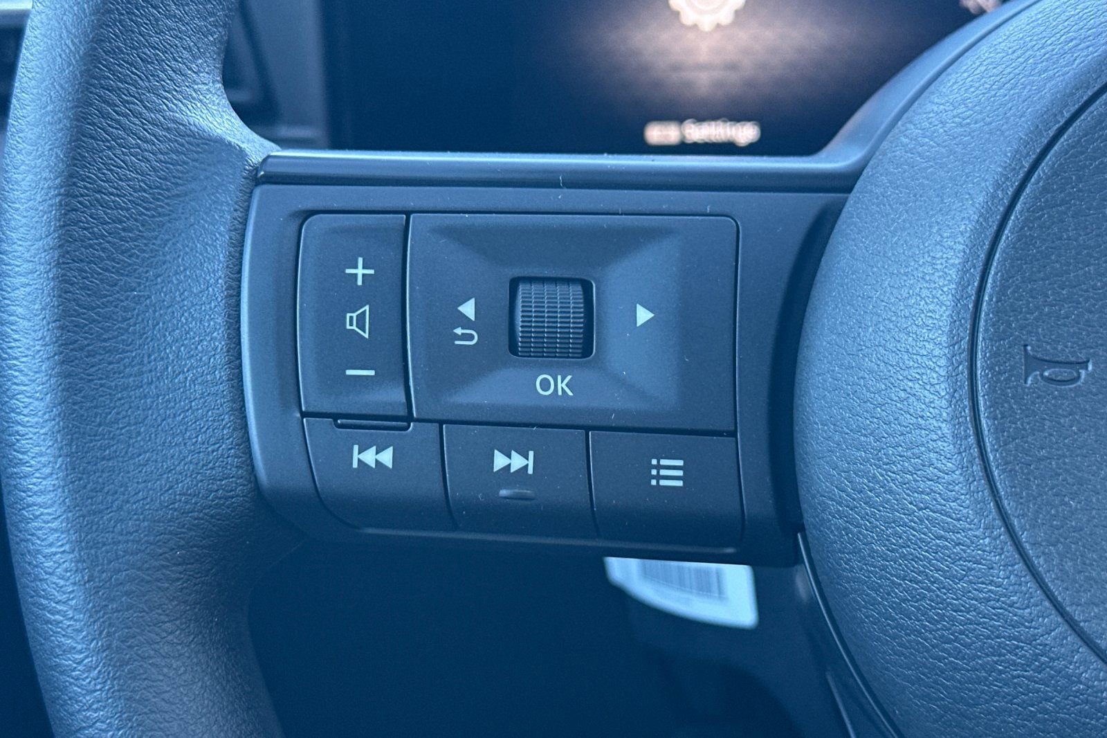 New 2026 Nissan Kicks S image 26