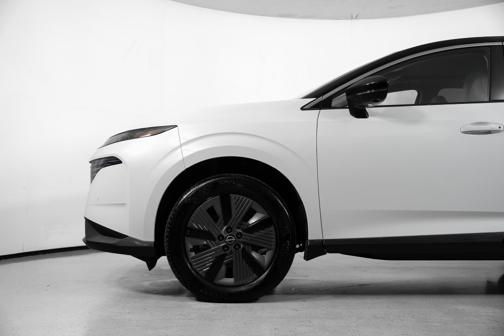 Used 2025 Nissan Murano SL AWD/4WD image 14