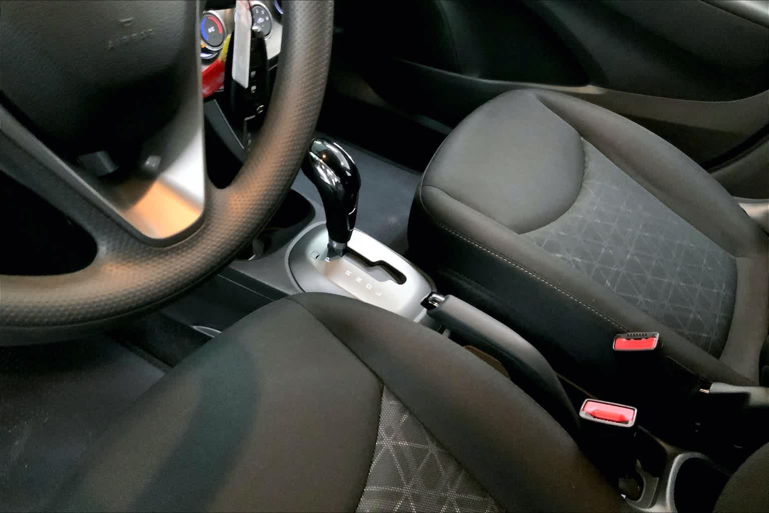 Used 2022 Chevrolet Spark LT FWD image 14