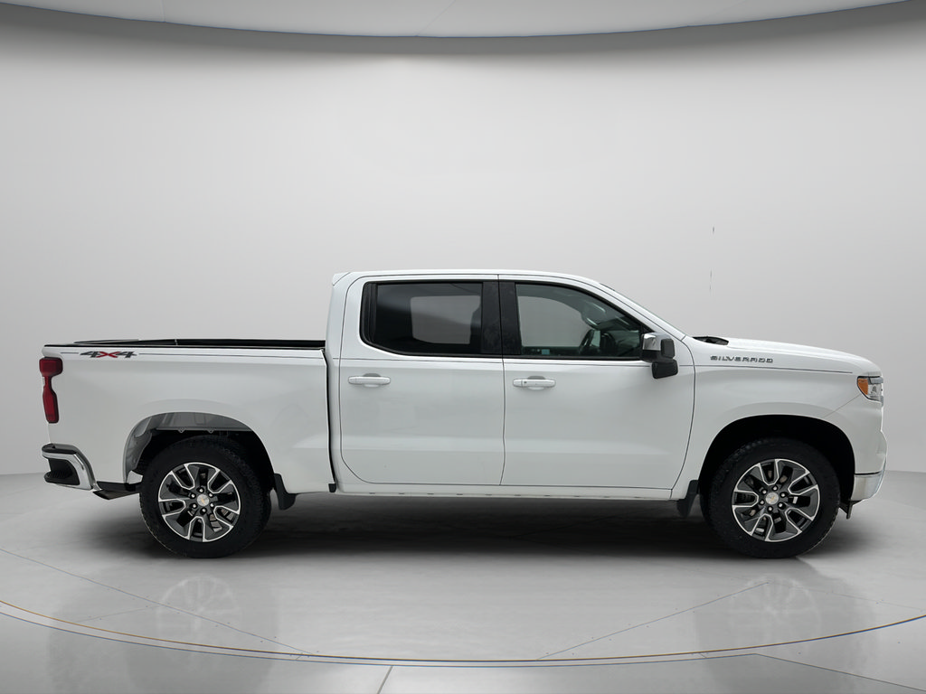Used 2024 Chevrolet Silverado 1500 LT AWD/4WD image 4