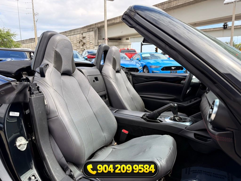 Used 2017 MAZDA MX-5 Miata Grand Touring RWD image 31