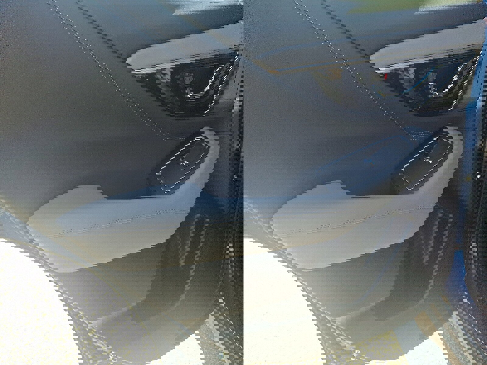 Used 2022 Subaru Outback Limited image 12