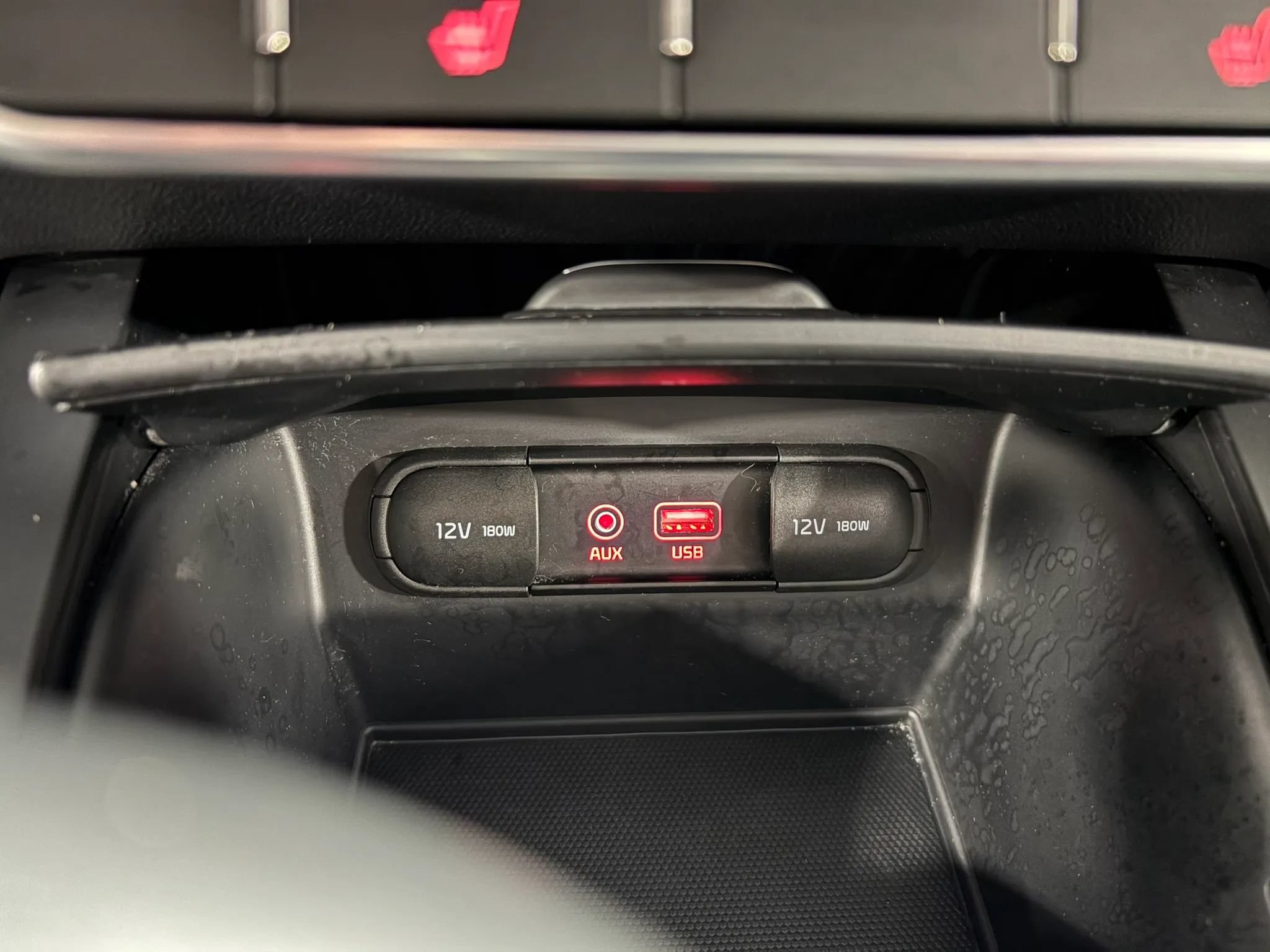 Used 2020 Kia Sorento LX w/ LX I4 Convenience Package AWD/4WD image 17