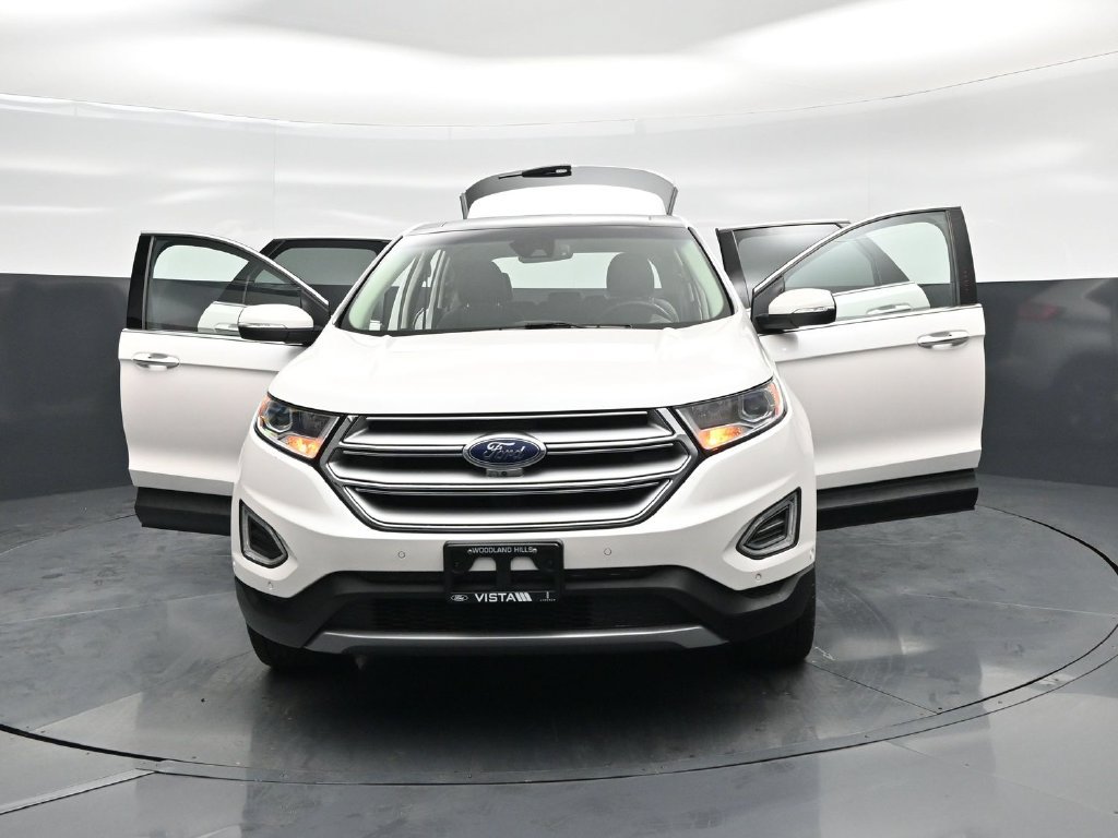 Certified 2018 Ford Edge Titanium w/ Equipment Group 302A AWD/4WD image 34