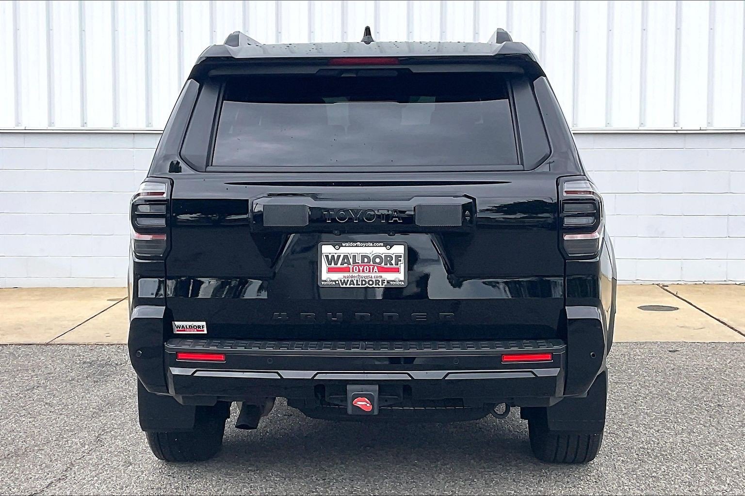 Used 2025 Toyota 4Runner TRD Sport Premium w/ Tow Technology Package AWD/4WD image 5