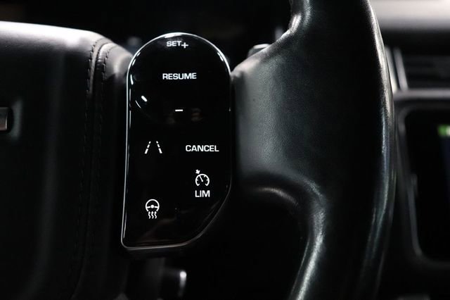 Used 2018 Land Rover Range Rover Supercharged AWD/4WD image 16