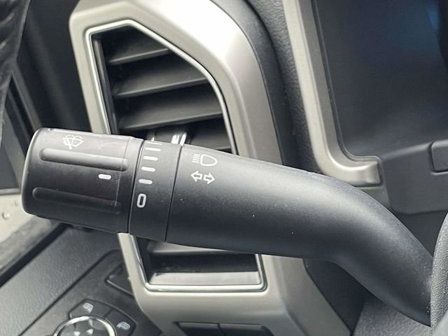 Used 2022 Ford F450 Lariat w/ Lariat Value Package image 32