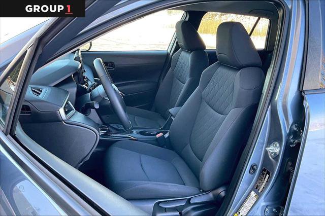 Certified 2022 Toyota Corolla Cross LE image 9