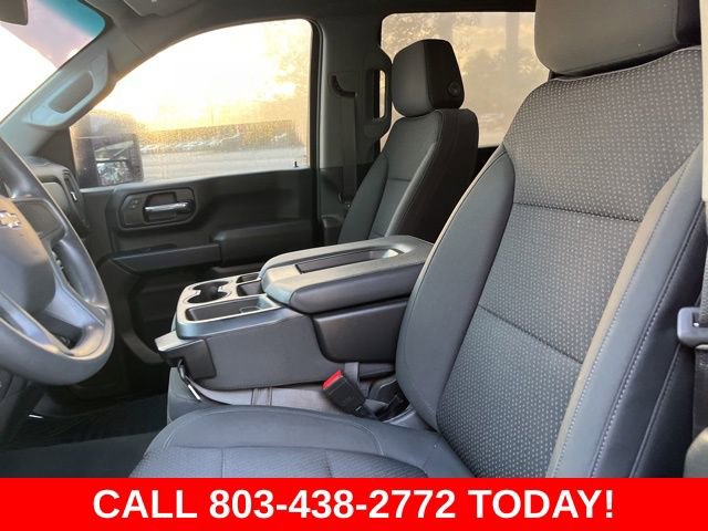 Used 2022 Chevrolet Silverado 2500 Custom w/ Custom Convenience Package image 8