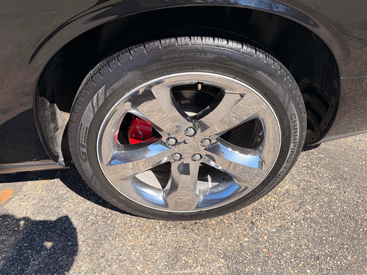 Used 2014 Dodge Challenger SXT w/ Super Sport Group (SS/T) image 13