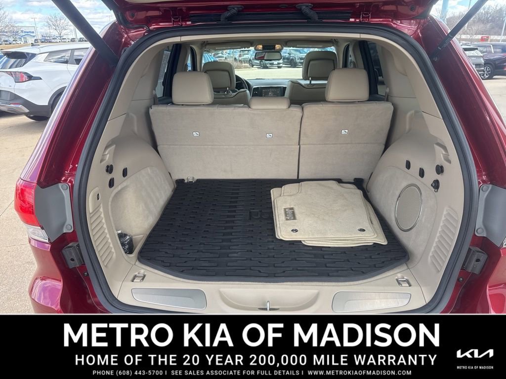 Used 2014 Jeep Grand Cherokee Overland w/ Advanced Technology Group image 31