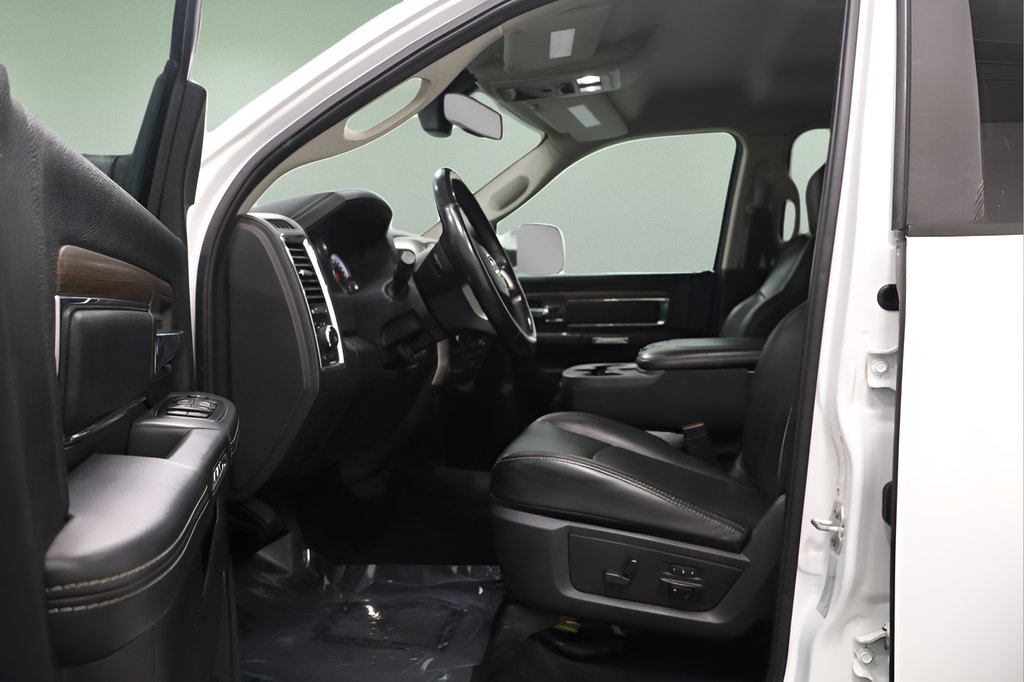 Used 2016 RAM 2500 Laramie AWD/4WD image 11