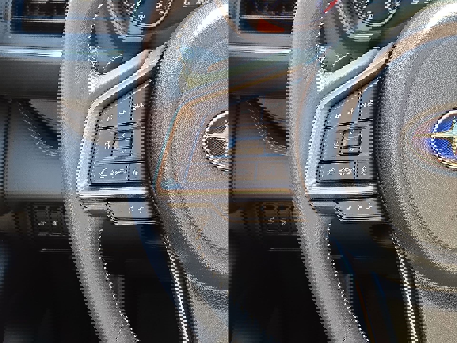 Used 2024 Subaru Ascent Touring image 21