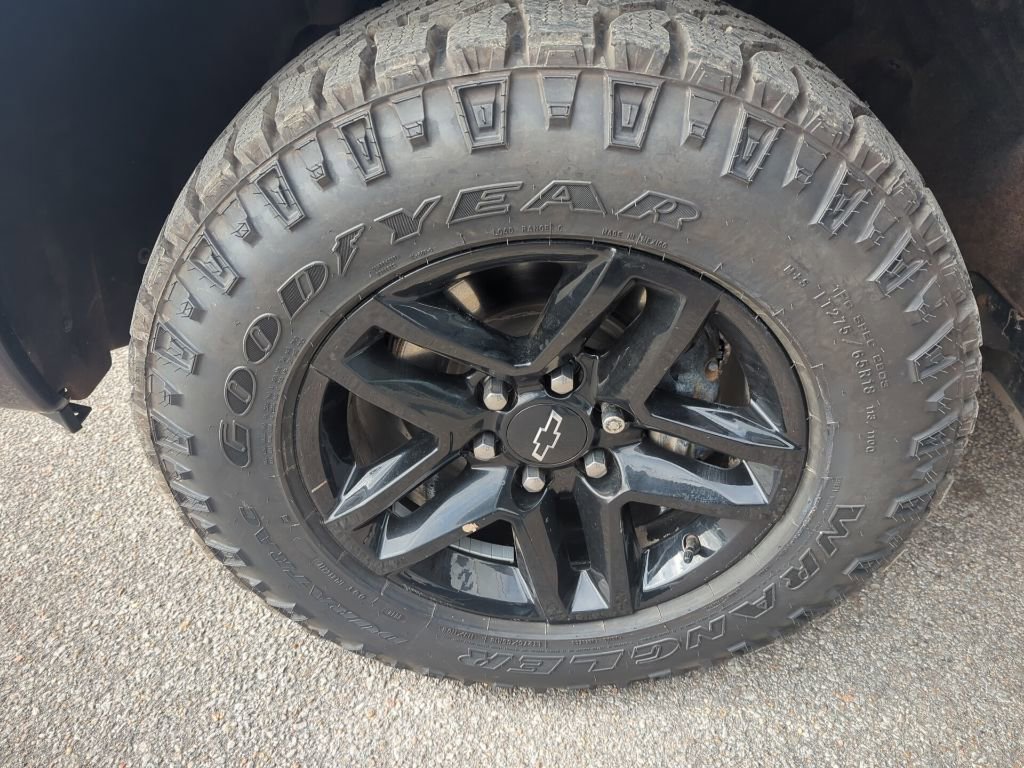 Used 2022 Chevrolet Silverado 1500 LT Trail Boss image 13