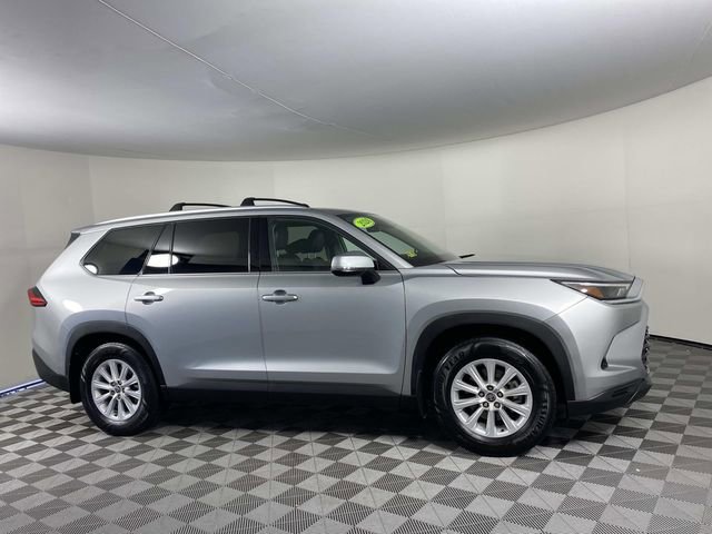 Used 2024 Toyota Grand Highlander XLE image 10