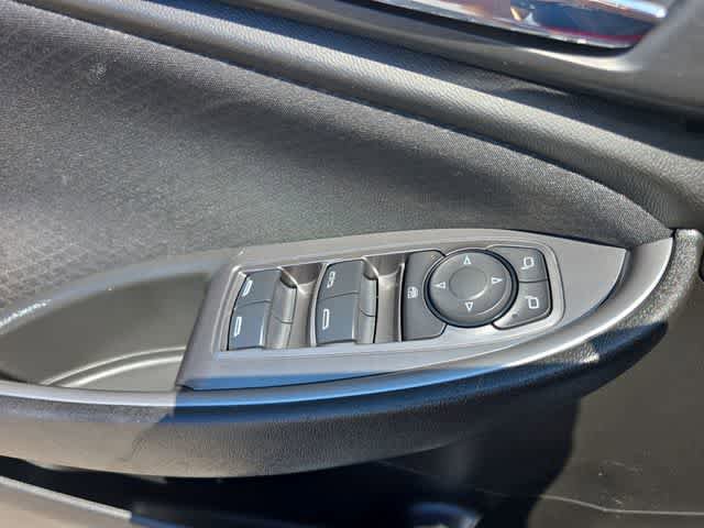 Used 2023 Chevrolet Malibu LT FWD image 37