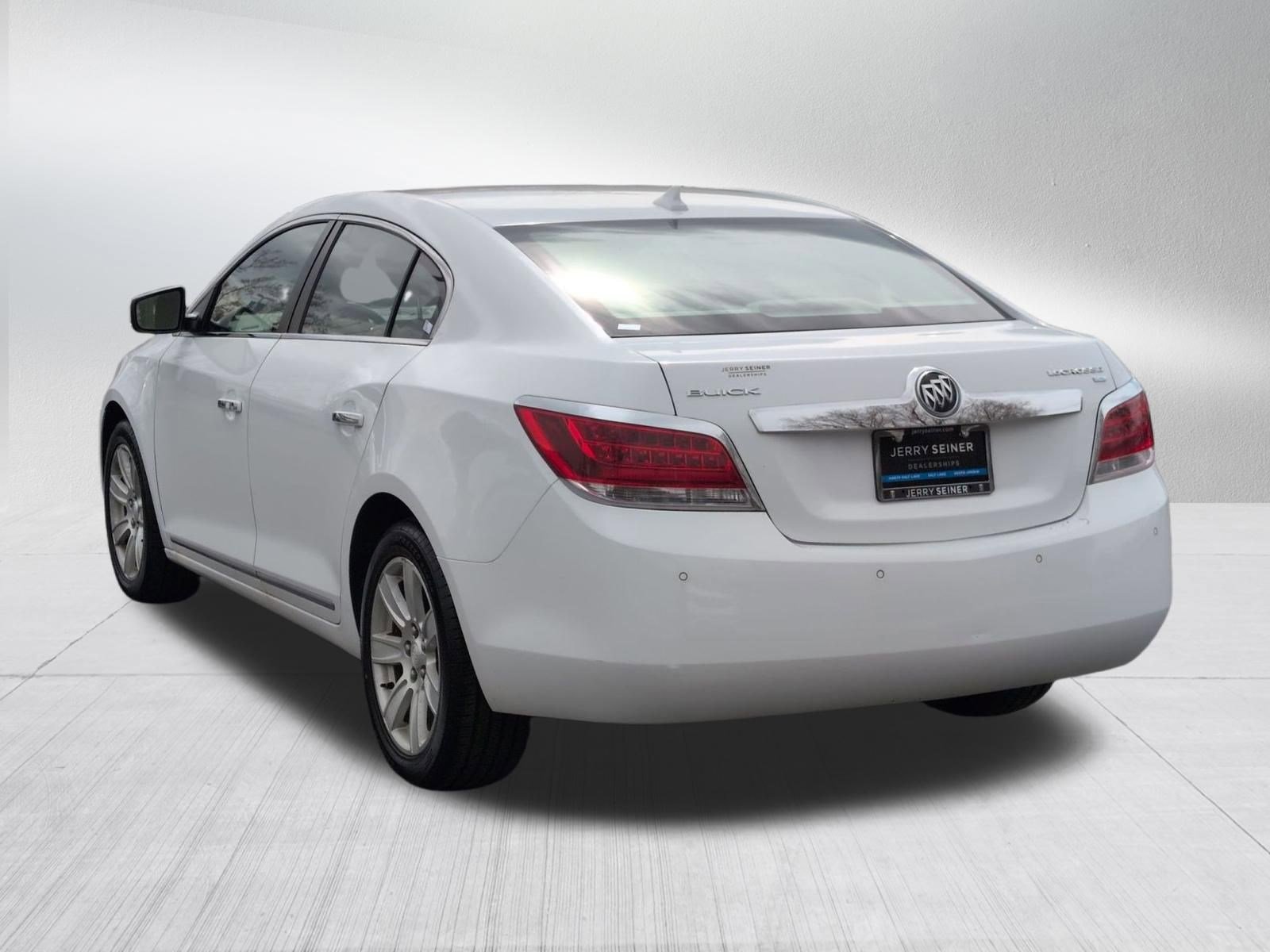 Used 2010 Buick LaCrosse CXL w/ Luxury Package image 3