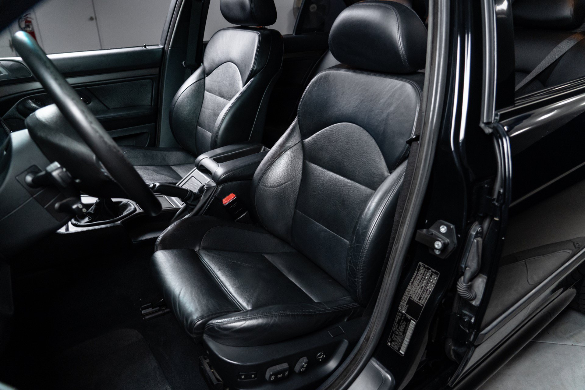 Used 2000 BMW M5 RWD image 47
