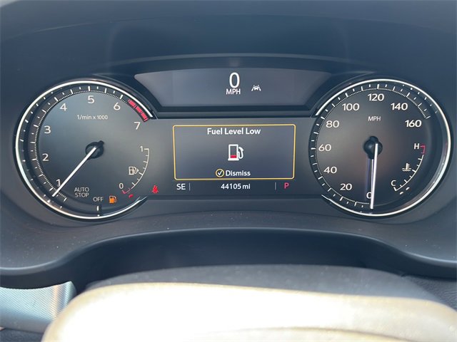 Used 2022 Cadillac XT4 Premium Luxury w/ Enhanced Visibility Package image 22