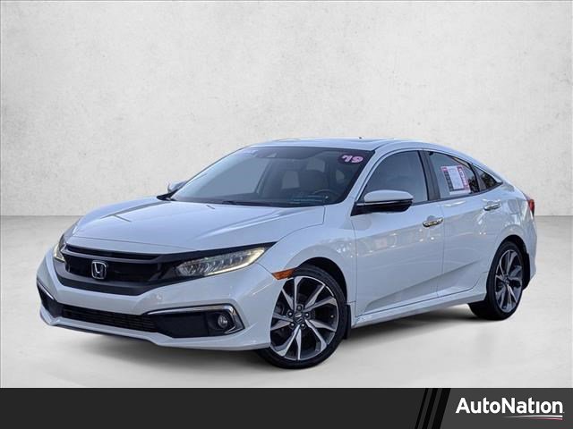 Used 2019 Honda Civic Touring image 1