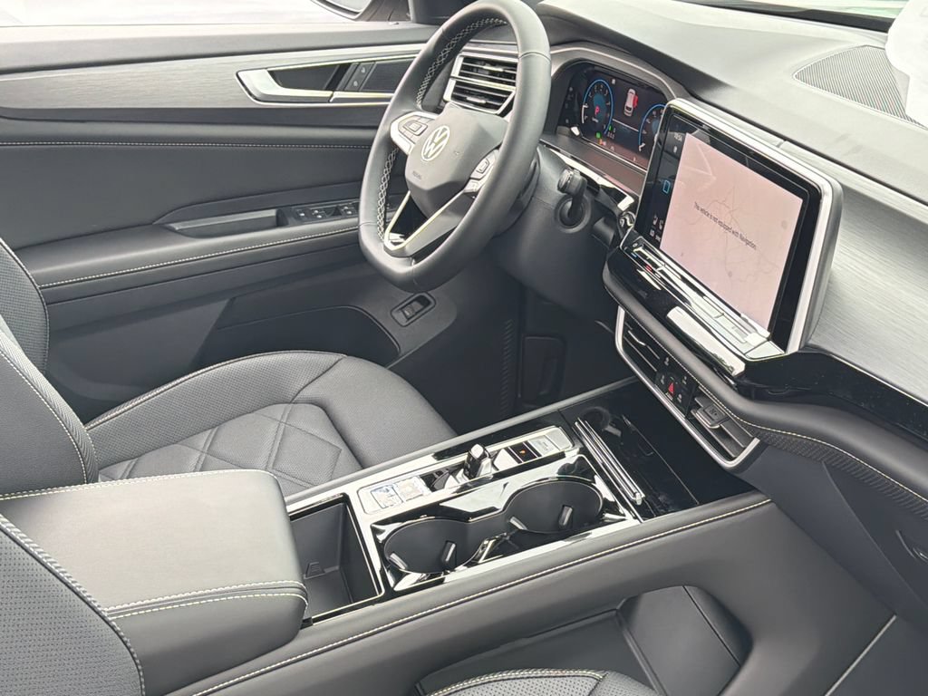 New 2026 Volkswagen Atlas Cross Sport SE AWD/4WD image 18