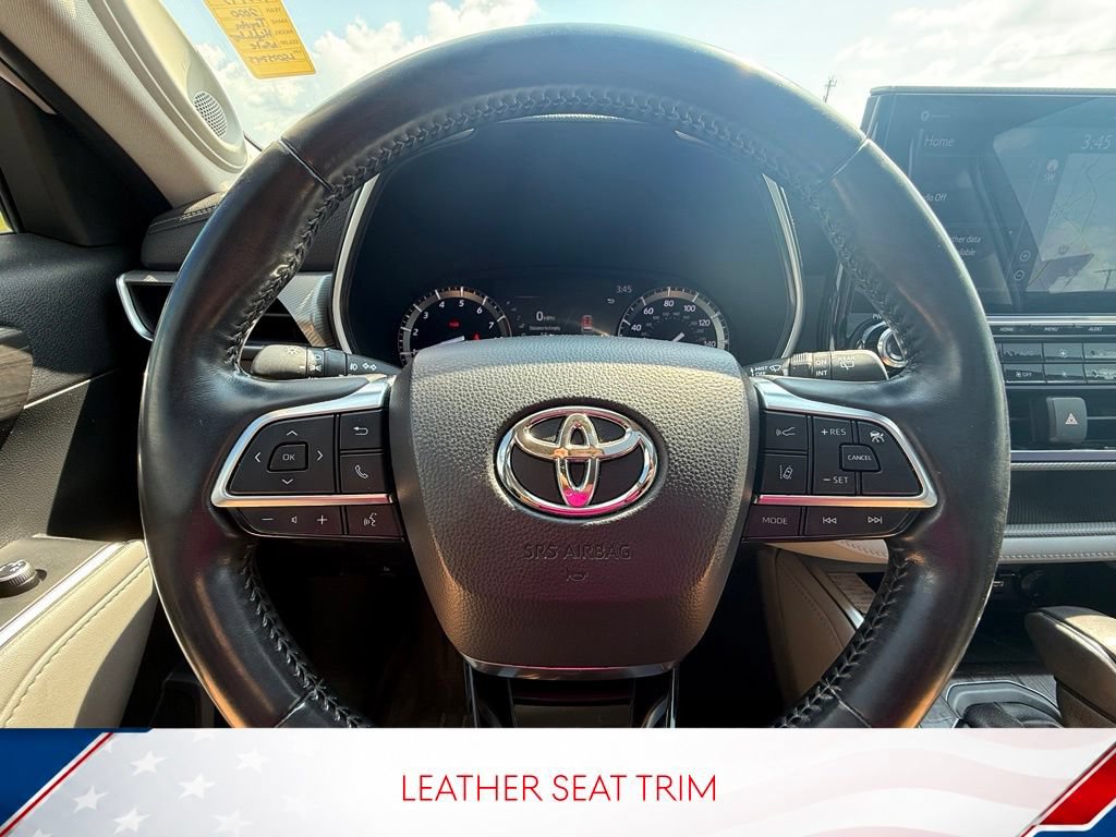 Used 2020 Toyota Highlander Platinum FWD image 14