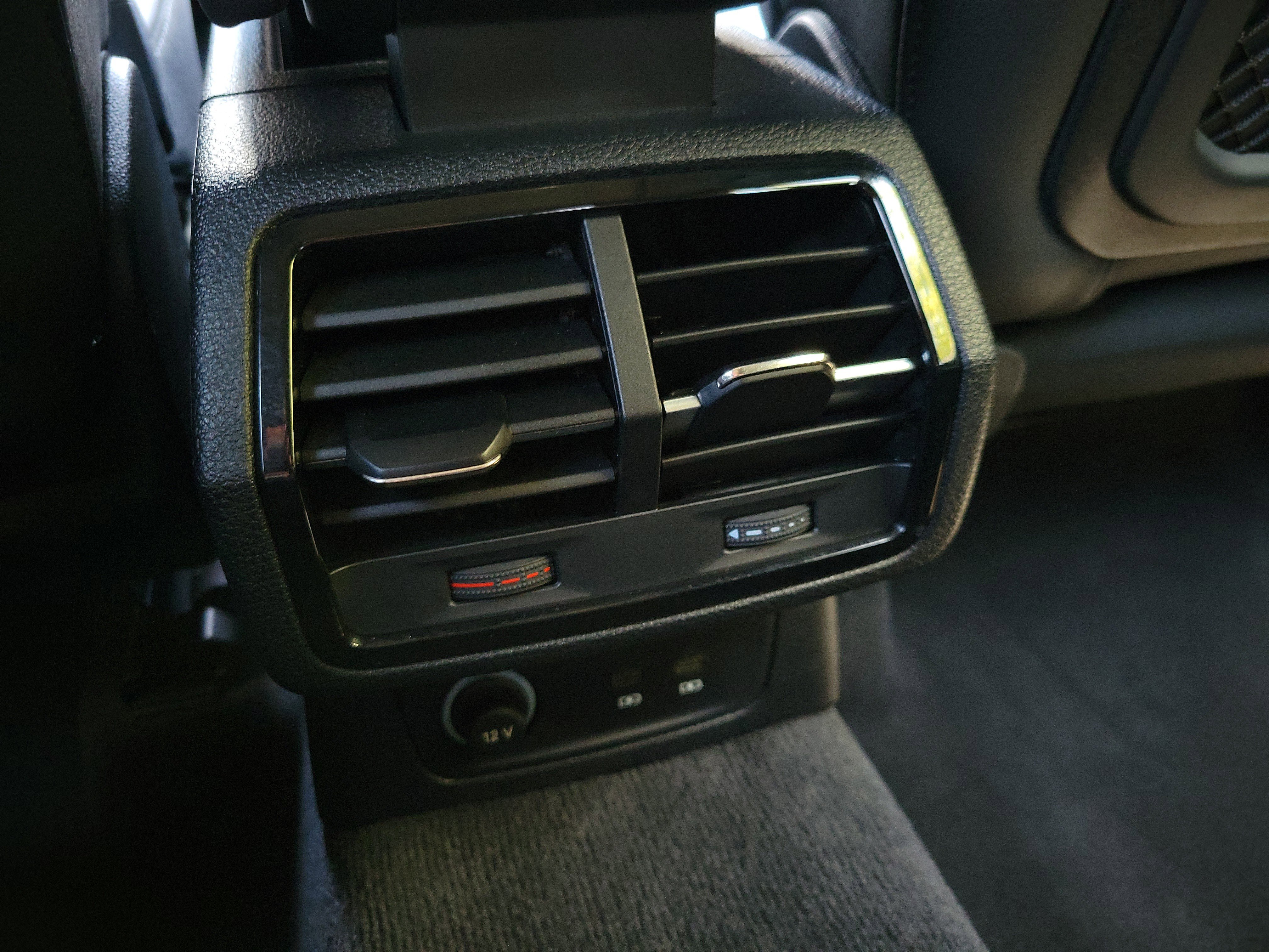 Certified 2023 Audi Q3 2.0T Premium w/ Black Optic Sport Package AWD/4WD image 16