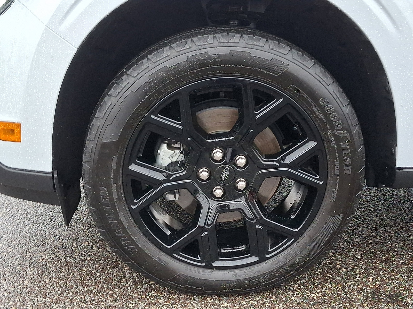 Certified 2025 Ford Maverick XLT w/ XLT Luxury Package image 28