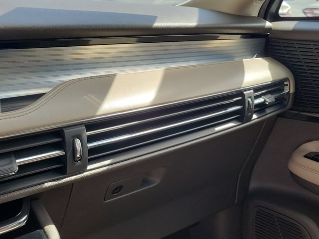 Certified 2022 Lincoln Corsair FWD w/ Equipment Group 101A image 27