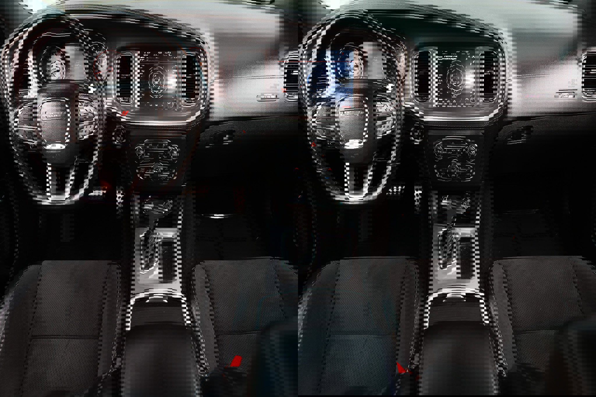 Used 2022 Dodge Charger Scat Pack RWD image 2