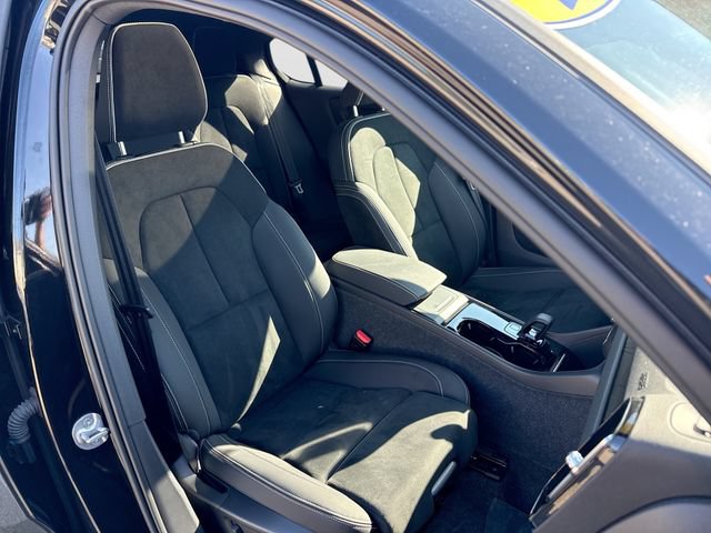Certified 2024 Volvo C40 P8 Recharge Plus w/ Climate Package AWD/4WD image 29