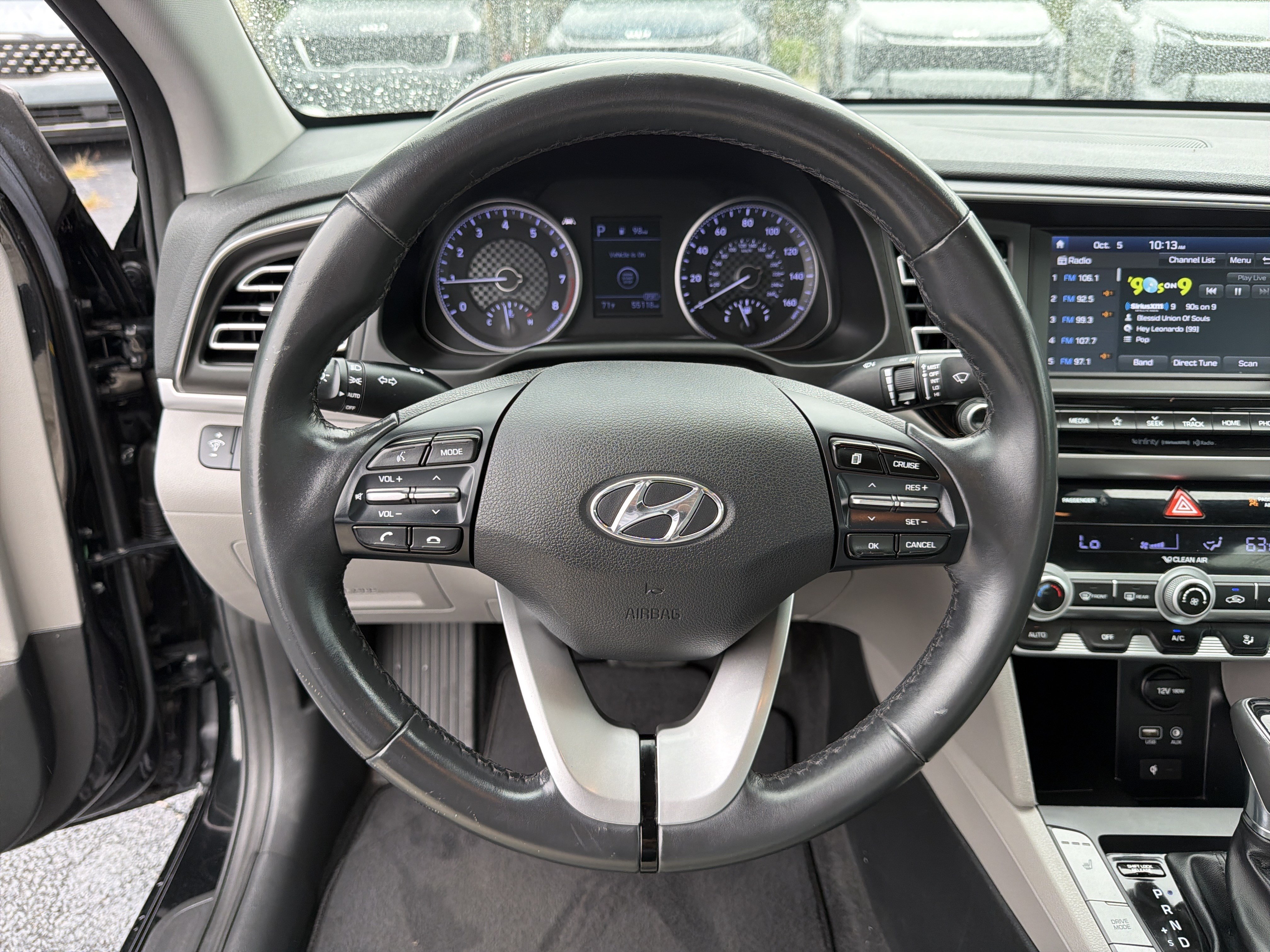 Used 2019 Hyundai Elantra Limited FWD image 18