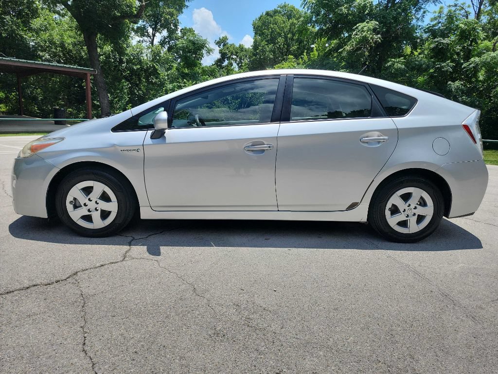 Used 2010 Toyota Prius Three FWD image 4