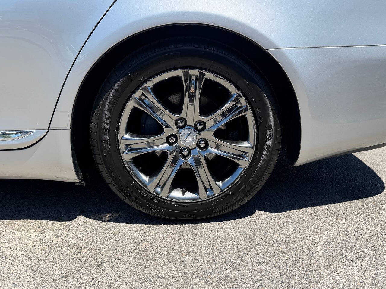 Used 2008 Lexus LS 460 RWD image 32
