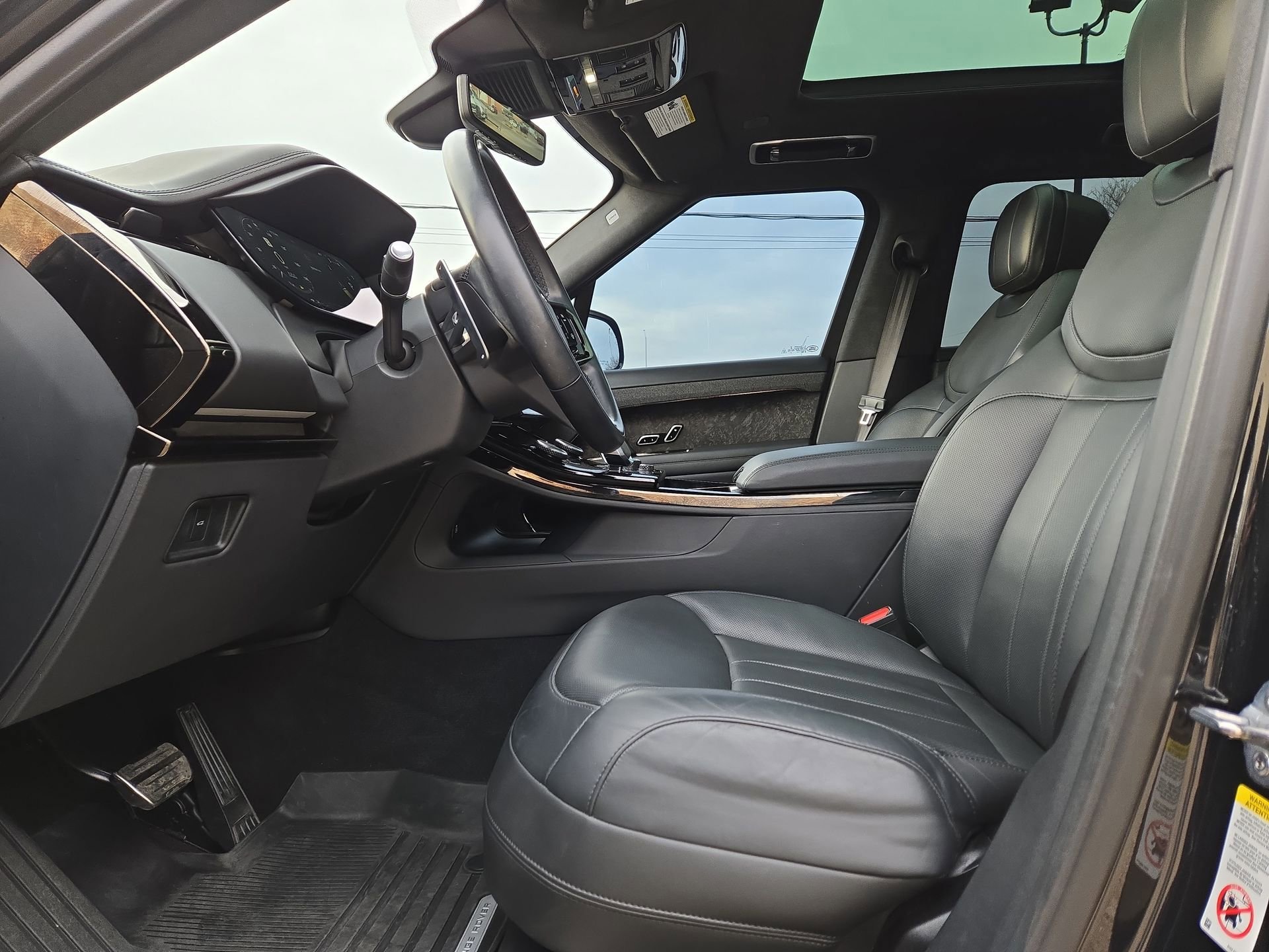 Used 2023 Land Rover Range Rover Sport First Edition image 16