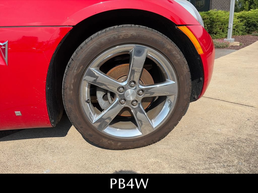 Used 2007 Pontiac Solstice Convertible w/ Premium Package RWD image 16