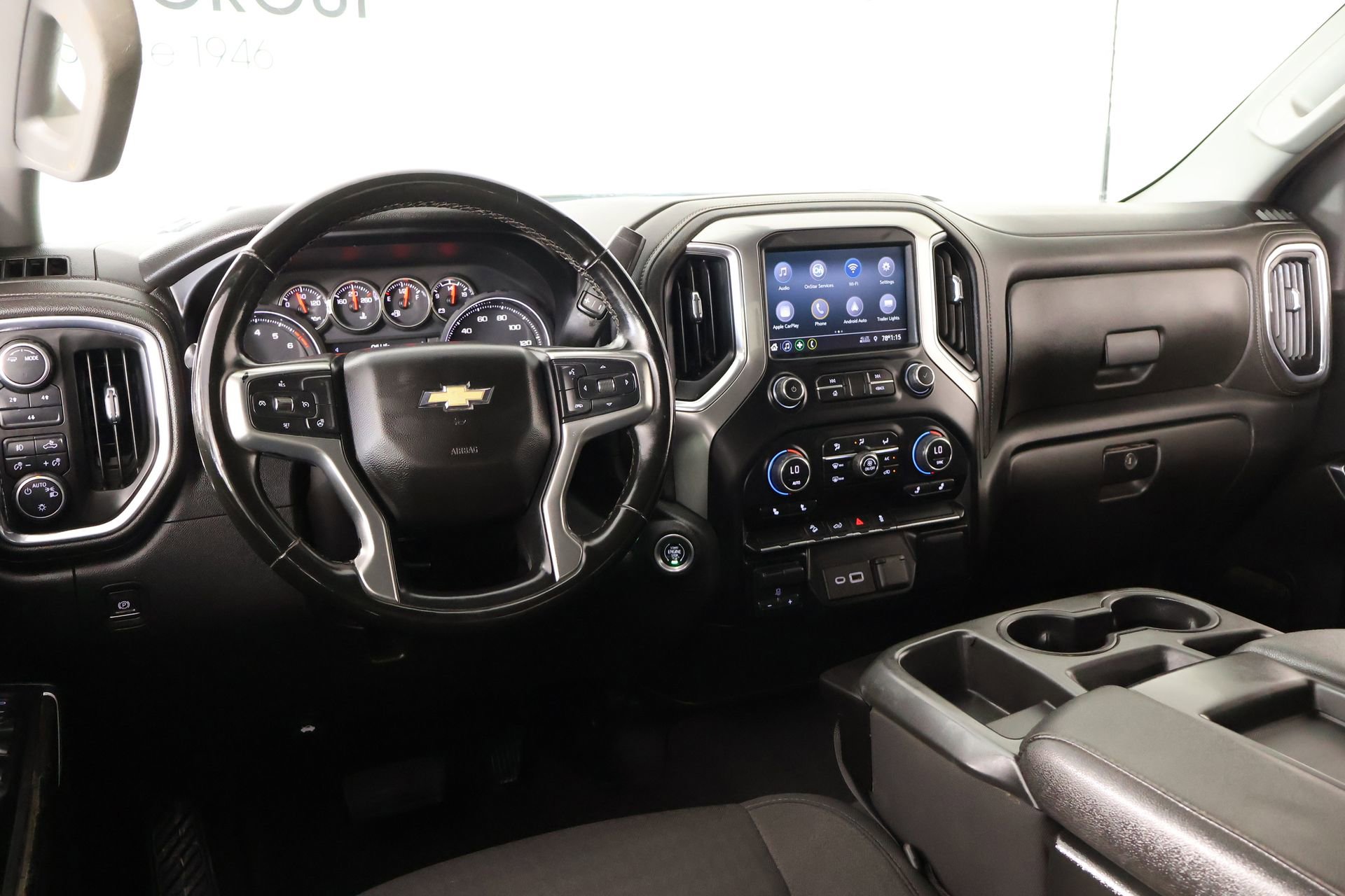 Used 2023 Chevrolet Silverado 2500 LT w/ Convenience Package image 2