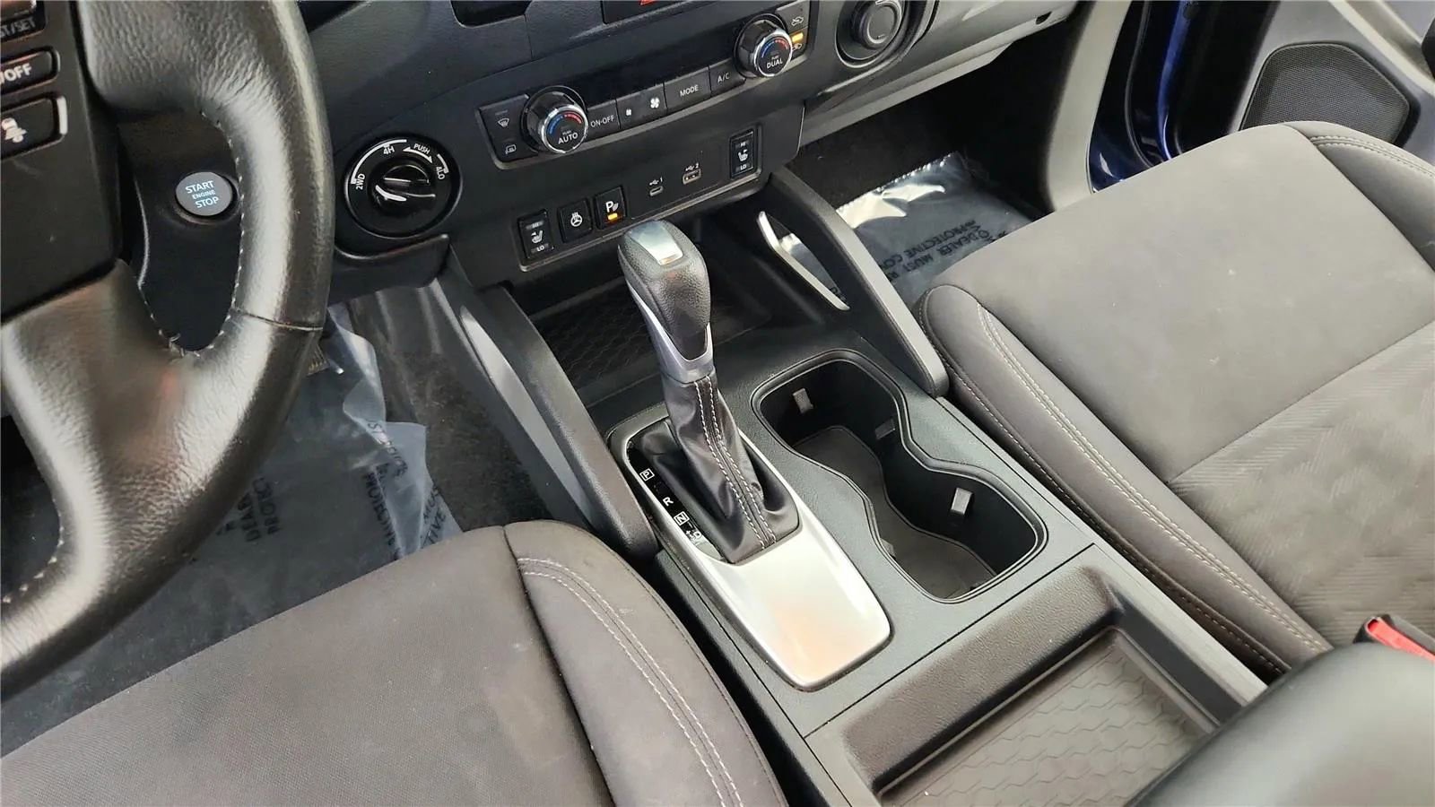 Used 2022 Nissan Frontier SV image 32