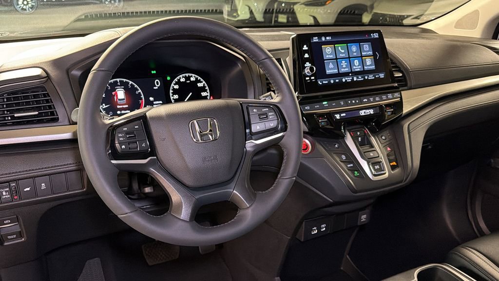 Used 2025 Honda Odyssey EX-L image 18
