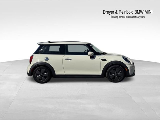 Used 2022 MINI Cooper S image 2