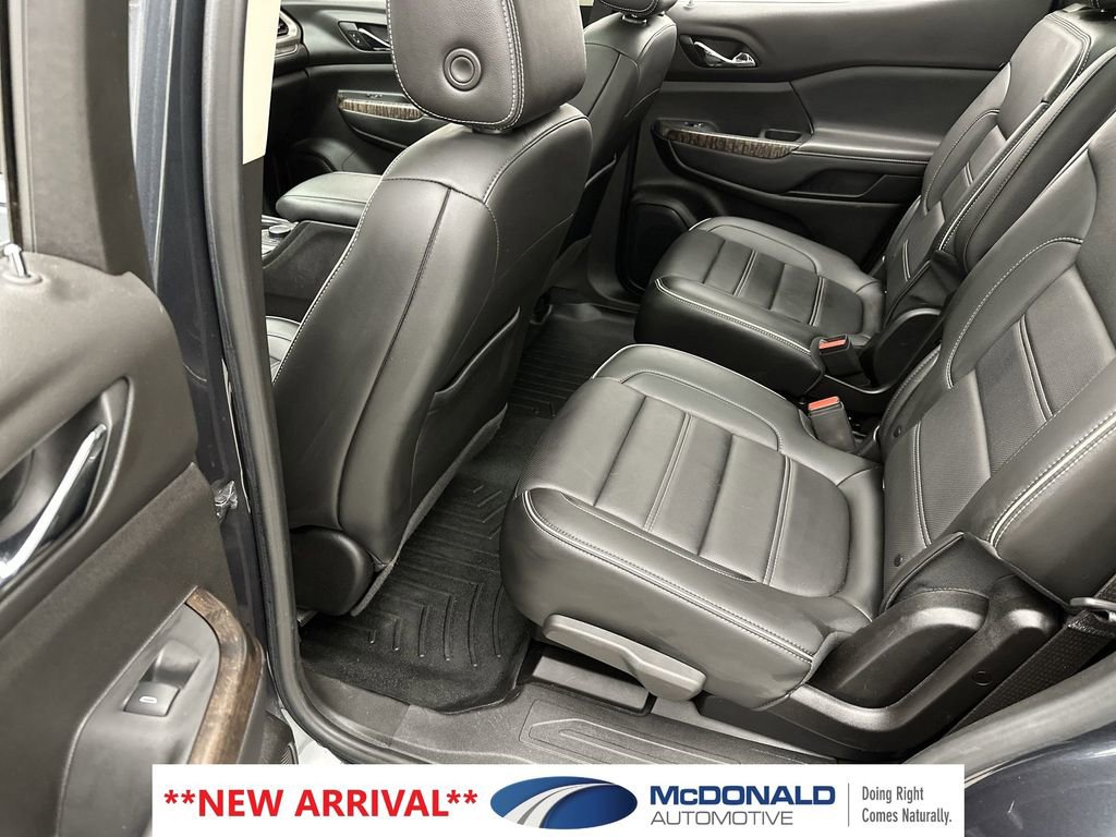 Used 2021 GMC Acadia Denali w/ Denali Ultimate Package AWD/4WD image 23