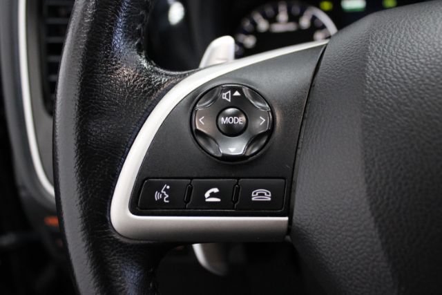 Used 2014 Mitsubishi Outlander GT AWD/4WD image 20