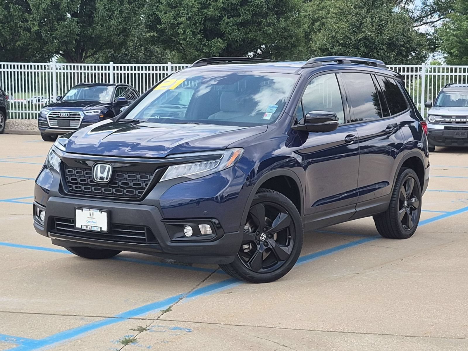 Certified 2021 Honda Passport Elite image 2