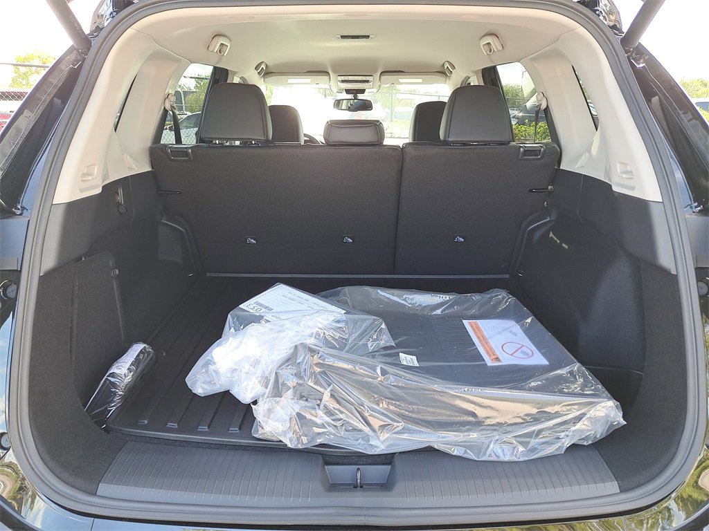 New 2026 Nissan Rogue SV image 10