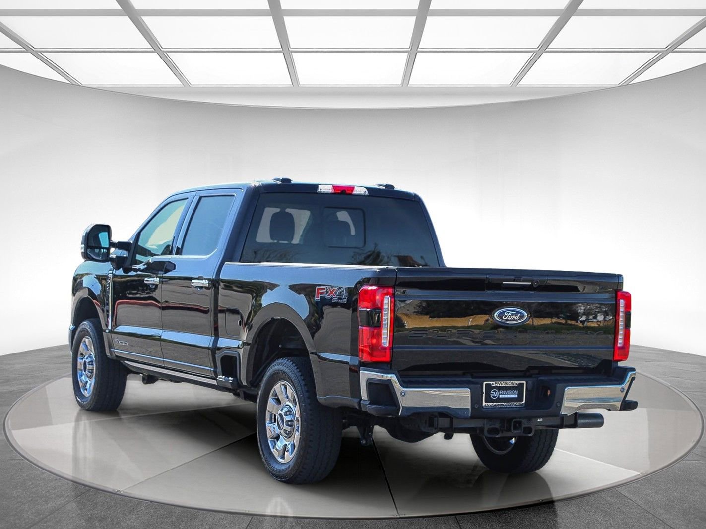 Used 2024 Ford F250 Lariat w/ Chrome Package image 2