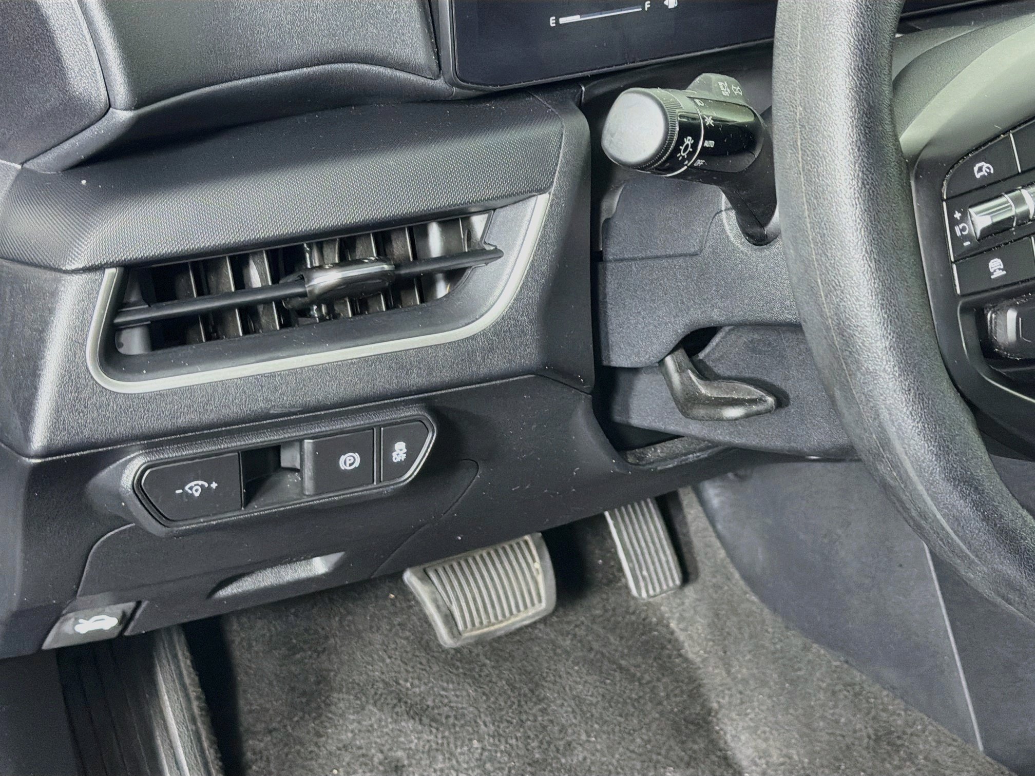 Used 2025 Kia K4 FWD image 17