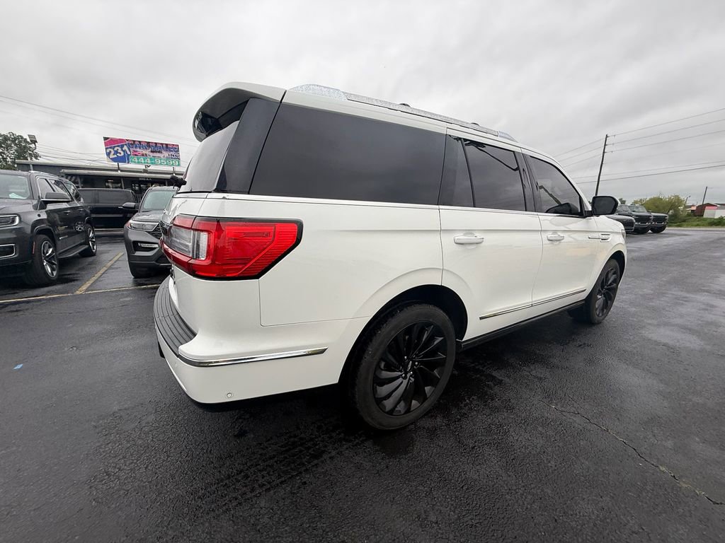 Used 2020 Lincoln Navigator Reserve w/ Equipment Group 208A Reserve AWD/4WD image 3