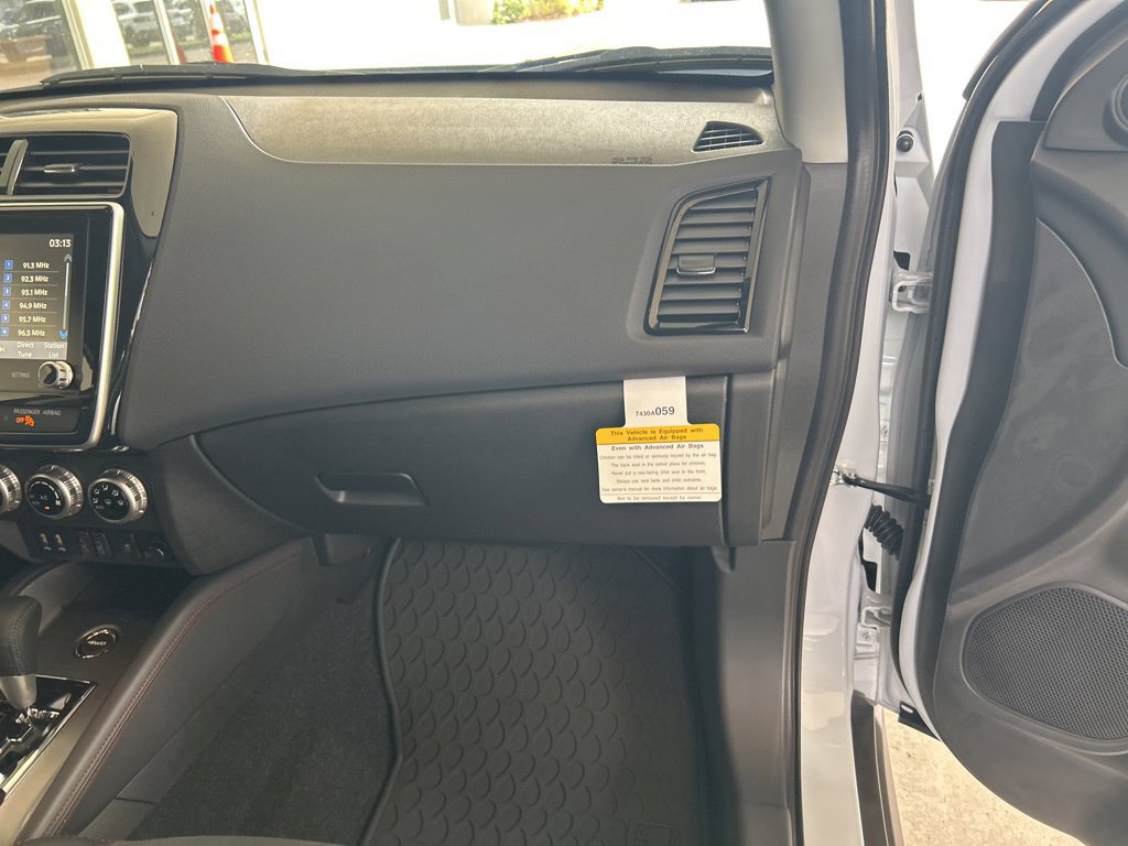 New 2025 Mitsubishi Outlander Sport SE AWD/4WD image 19